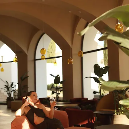 La Zambra Gl, Part Of The Unbound Collection By Hyatt Hotel 5*
